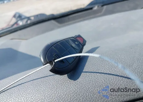 2019 Ram 1500 Classic Slt 4X4 6'4 Box z USA, uszkodzony, nr VIN 1C6RR7TT2KS588347